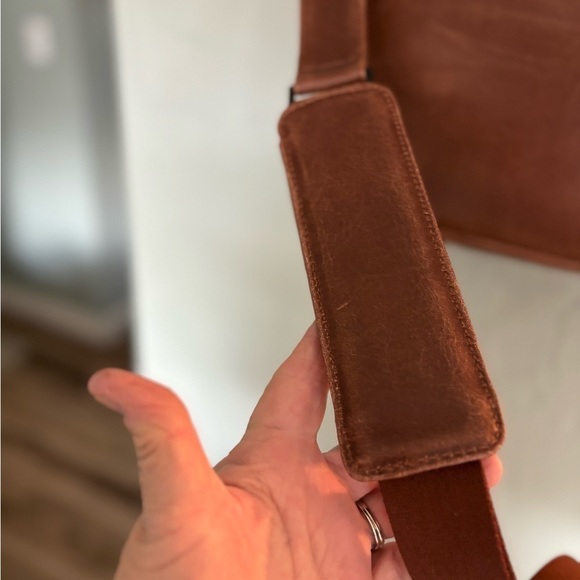 Matt & Nat Motto Brown  Egan Messenger Bag(Laptop Bag) NWT - Picture 7 of 15